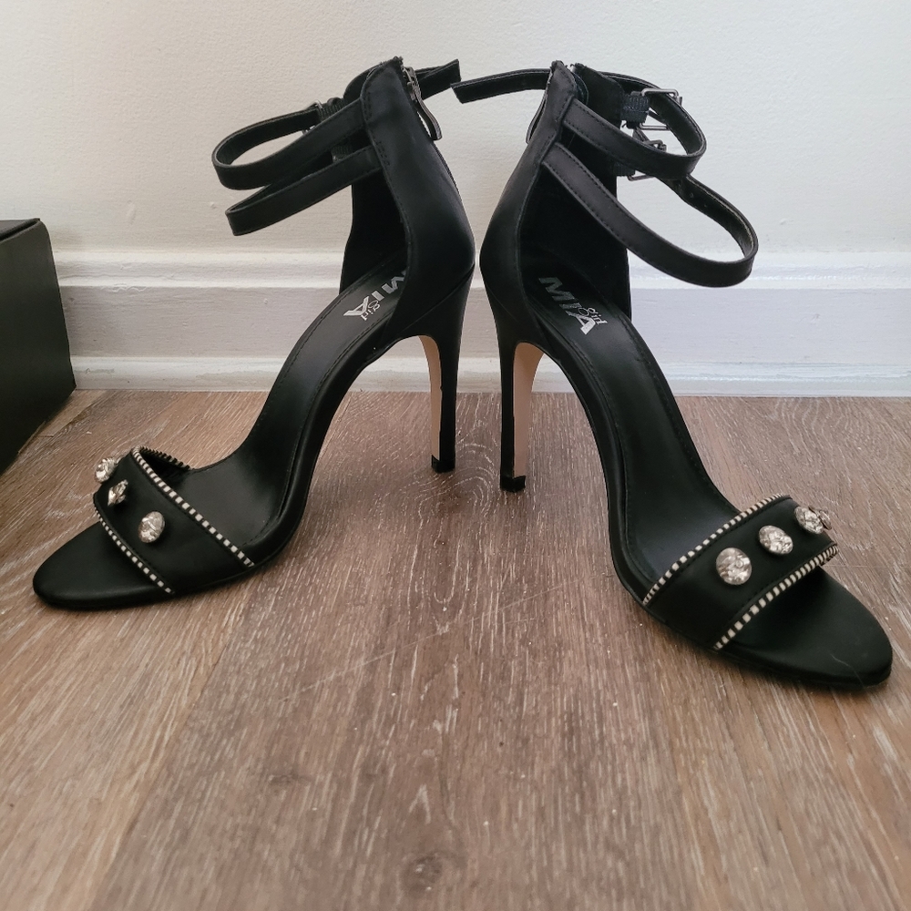 MIA Heels